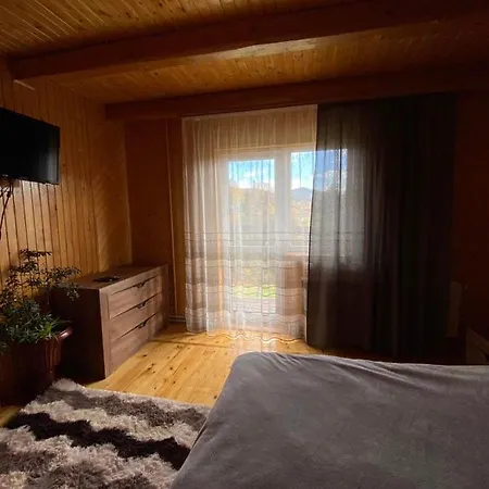 Микулин Хутірець *